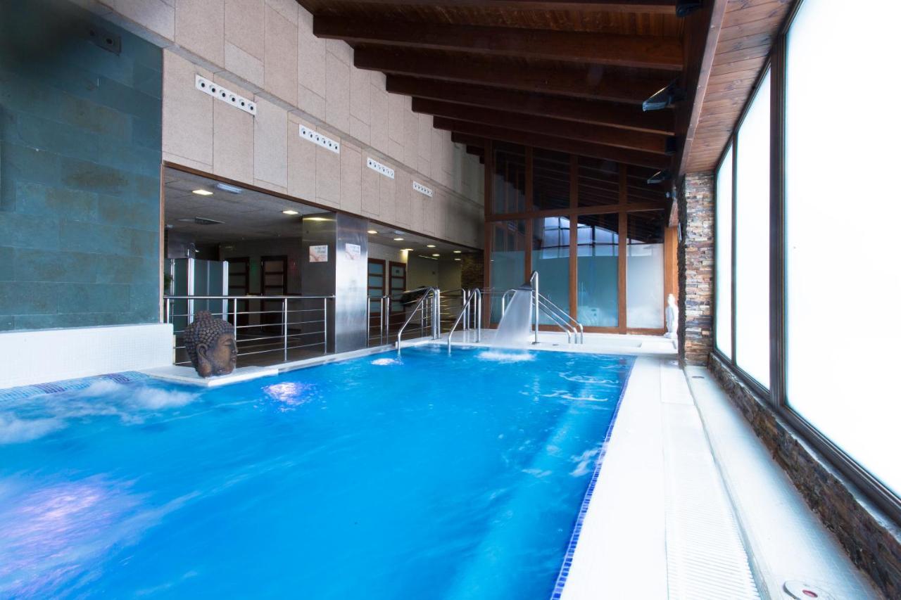 Snoe Aragon Hills Hotel ฟอร์มีกัล ภายนอก รูปภาพ